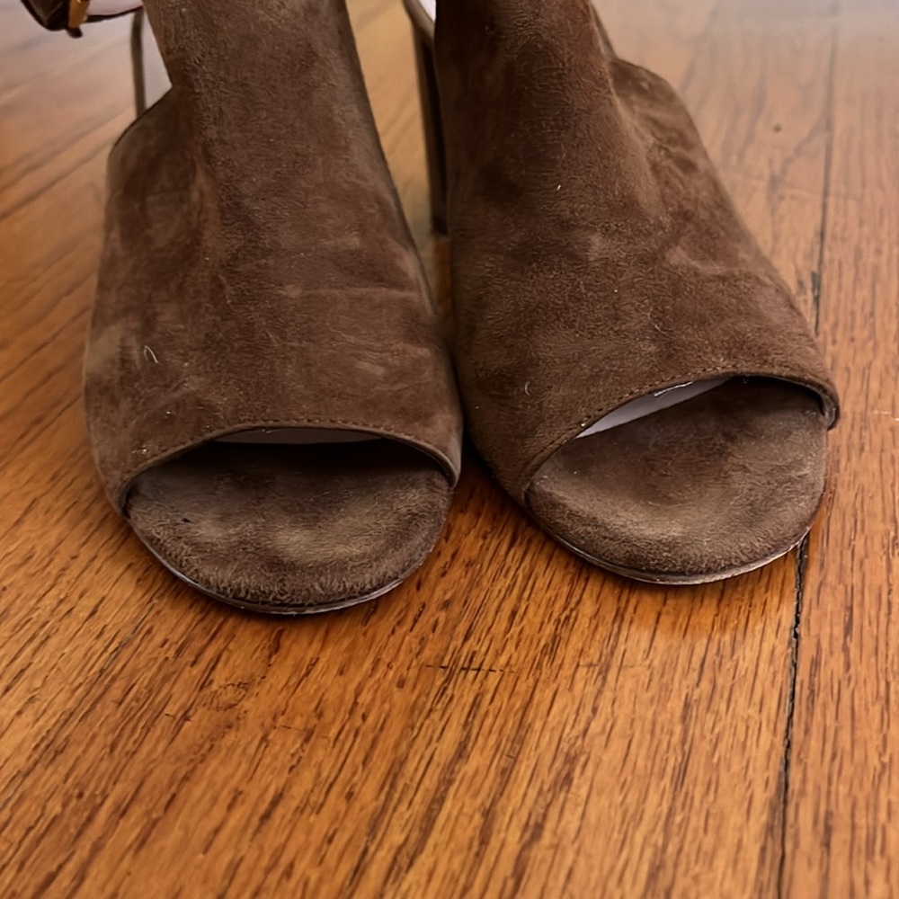 Shooties - Picture 7 of 7